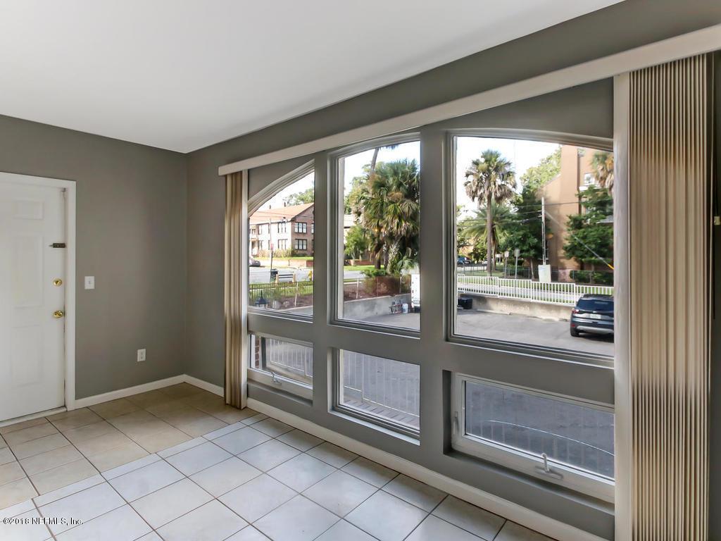 2912 St Johns Ave - Photo 1