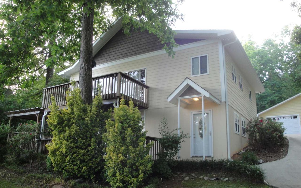 2071 Pine Lake Rd - Photo 1