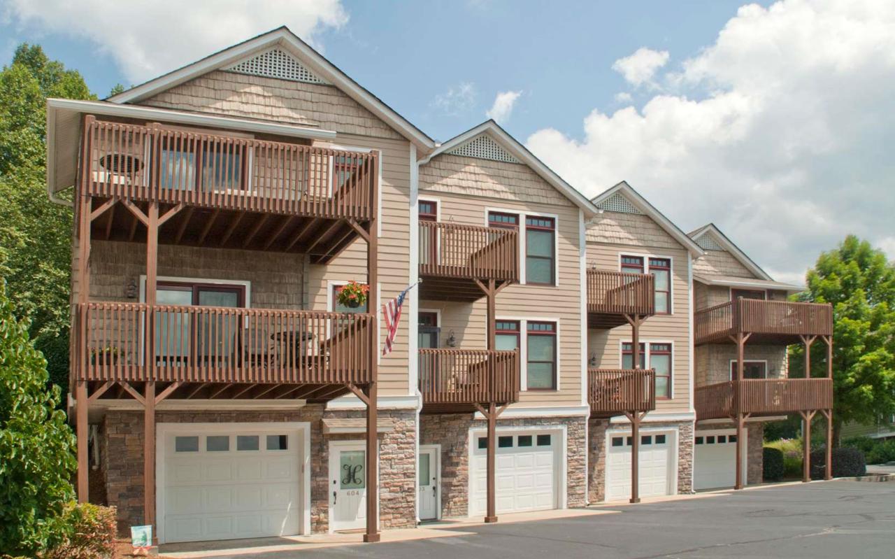1419 Lakeside Rd #604 - Photo 1