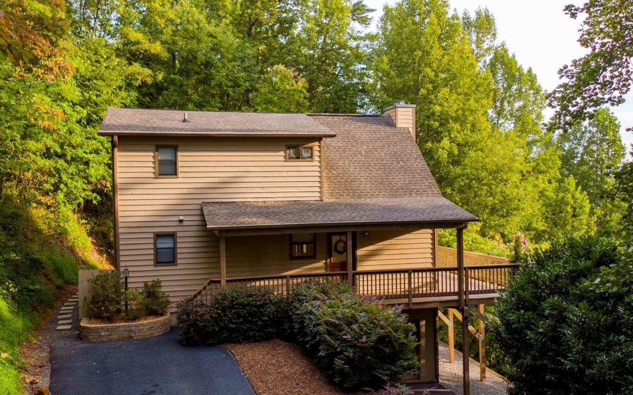 1557 Summit Trail - Photo 1