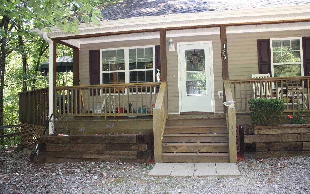 123 Mission Ridge Rd - Photo 1