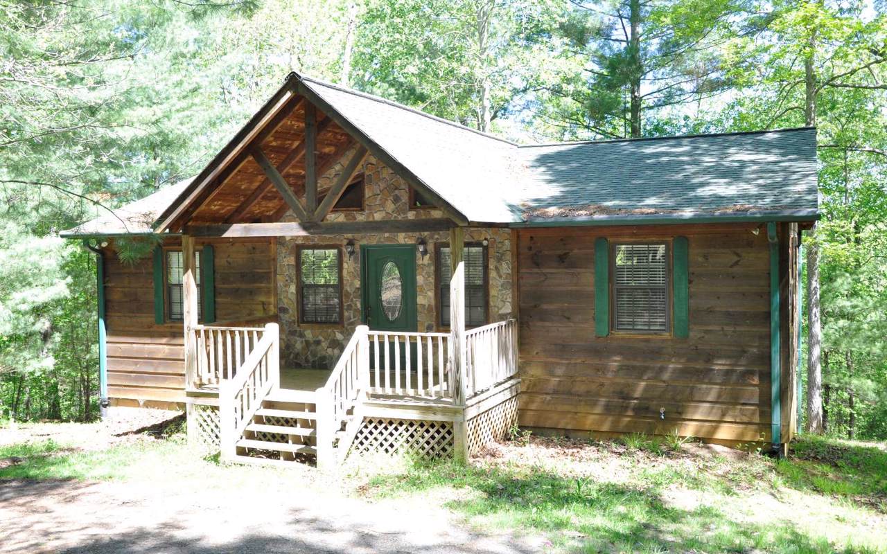 446 Woodland Drive - Photo 1
