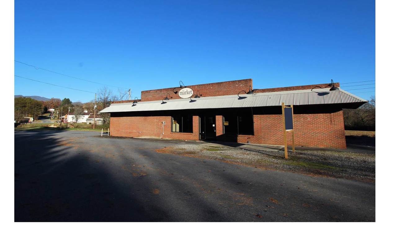 576 Tusquittee St - Photo 1
