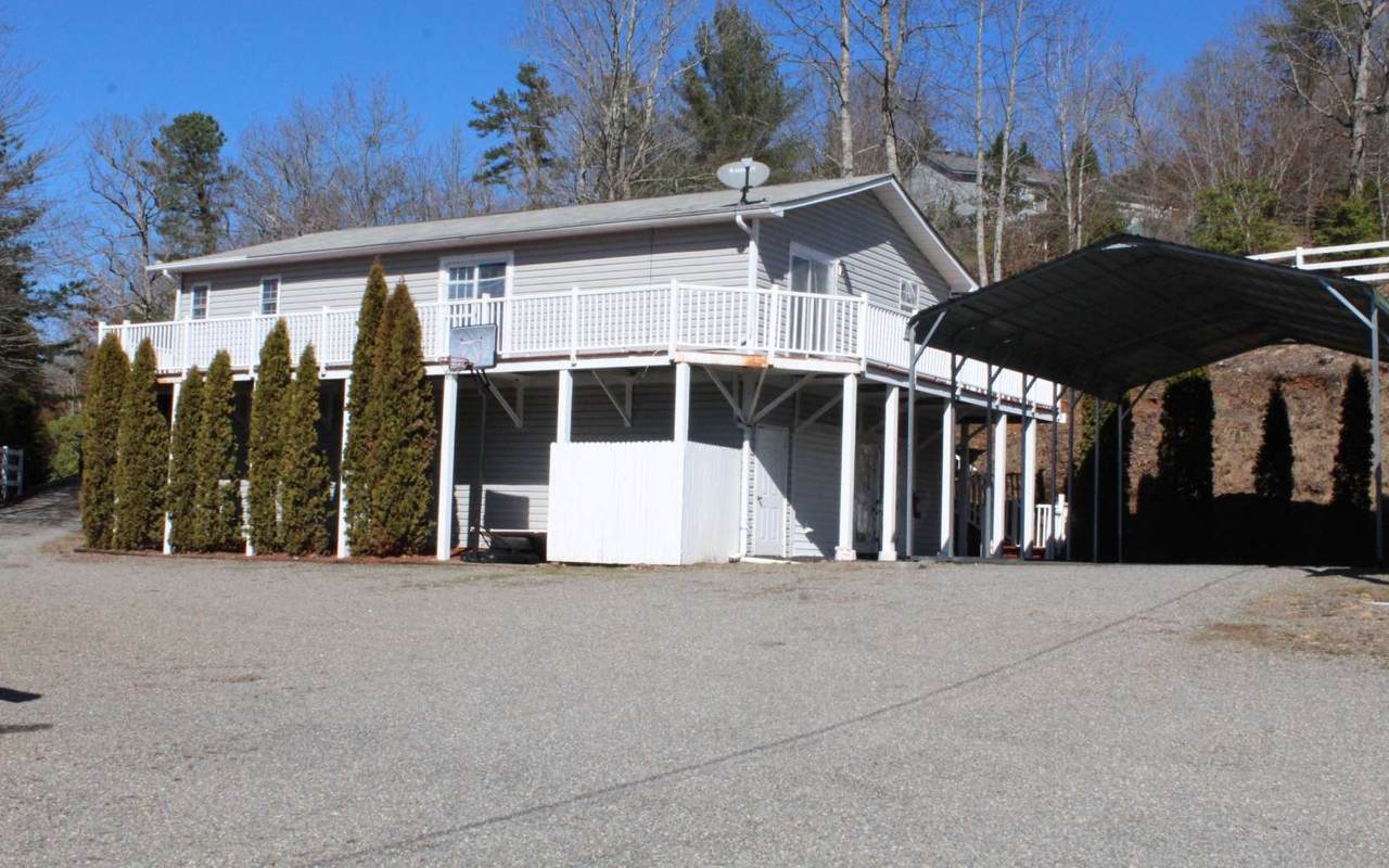 538 Hillside Drive - Photo 1