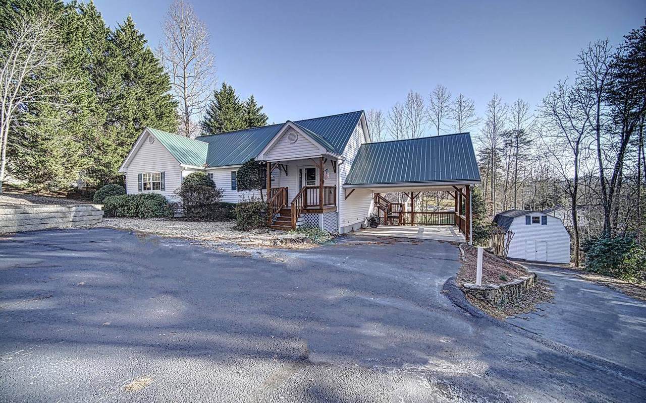549 Pinebrook Drive - Photo 1