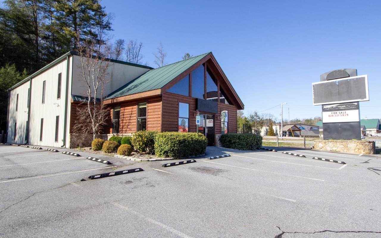 808 Nc Hwy 69 - Photo 1 808 Nc Hwy 69 - Photo 1