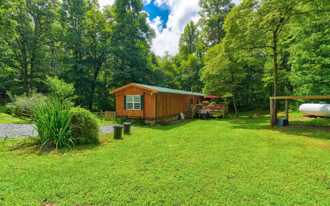 953 Liberty Road - Photo 1