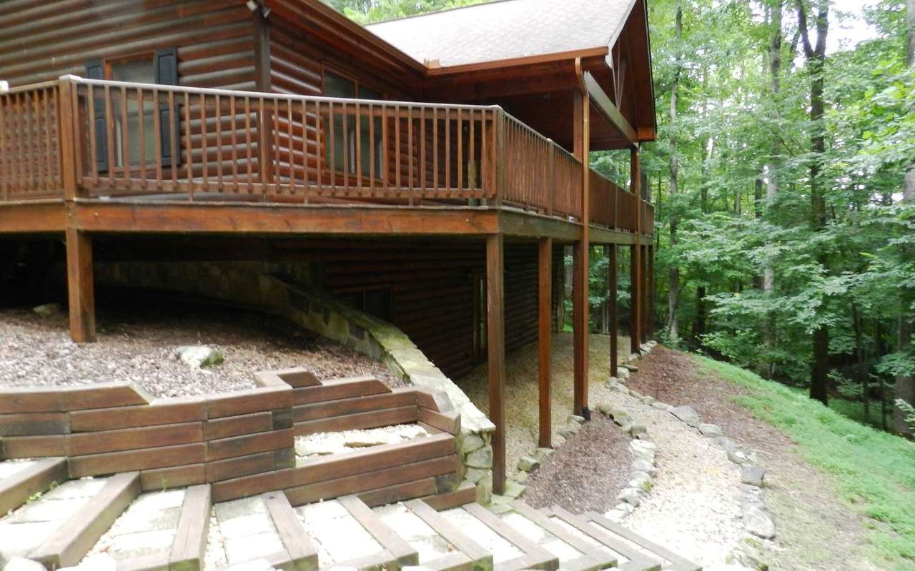 470 Sleepy Hollow - Photo 1