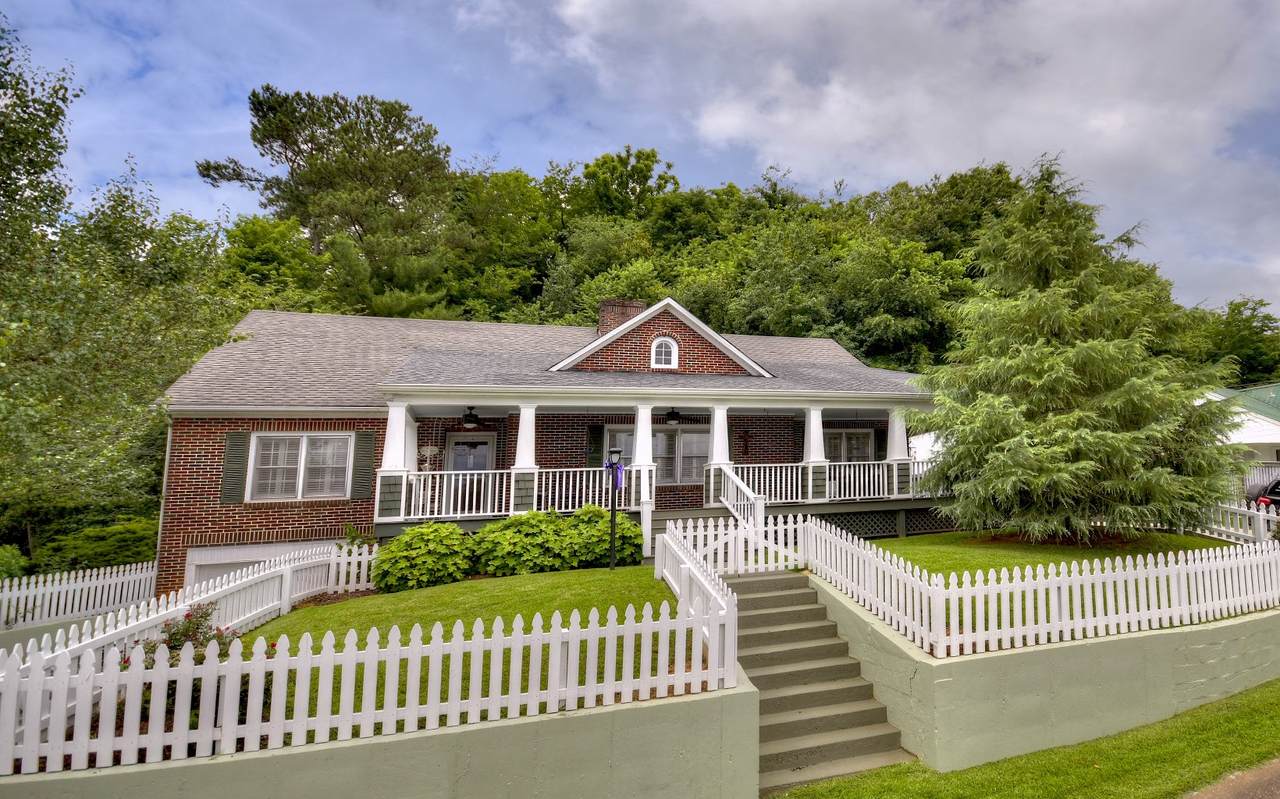 108 Logan Street - Photo 1