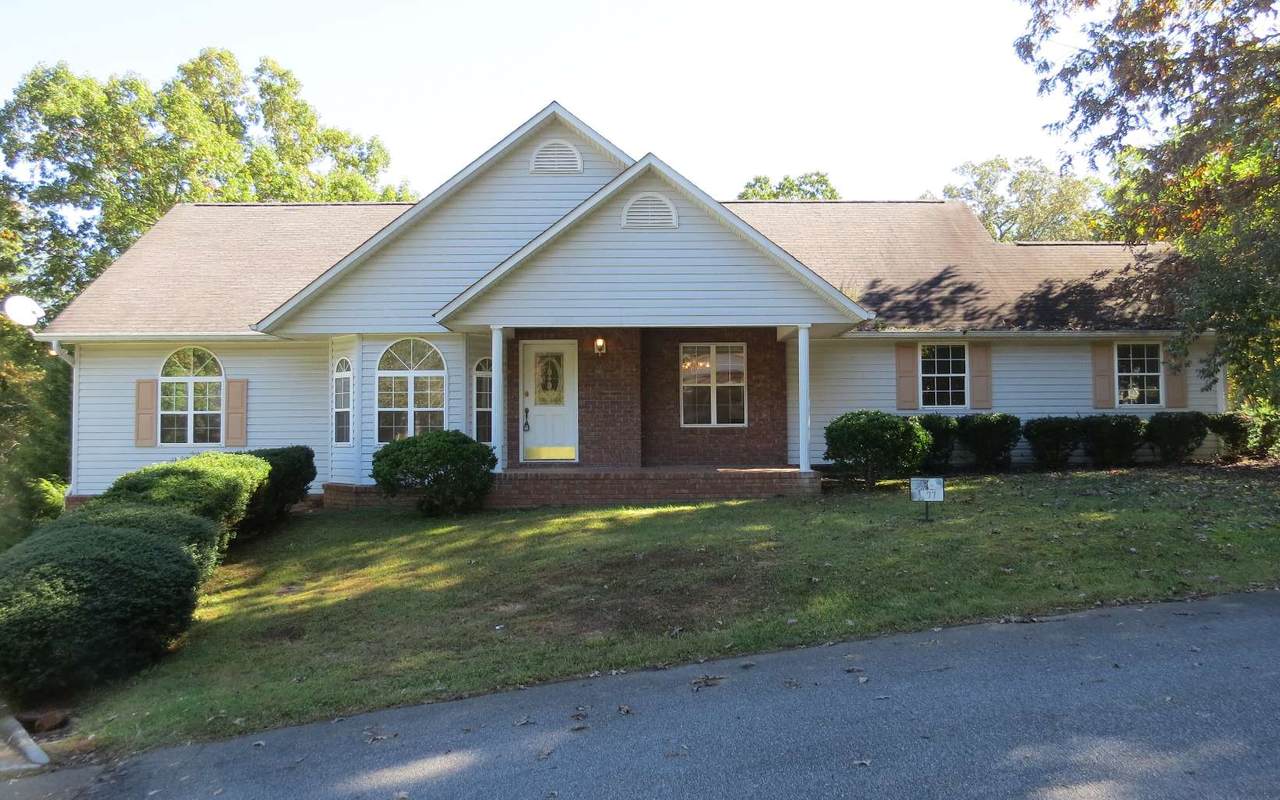 77 Dogwood Lane - Photo 1