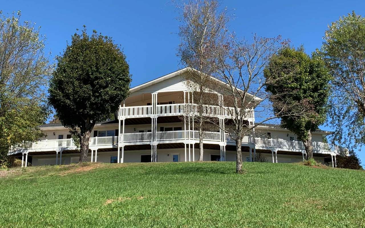 2375 Highview Road - Photo 1