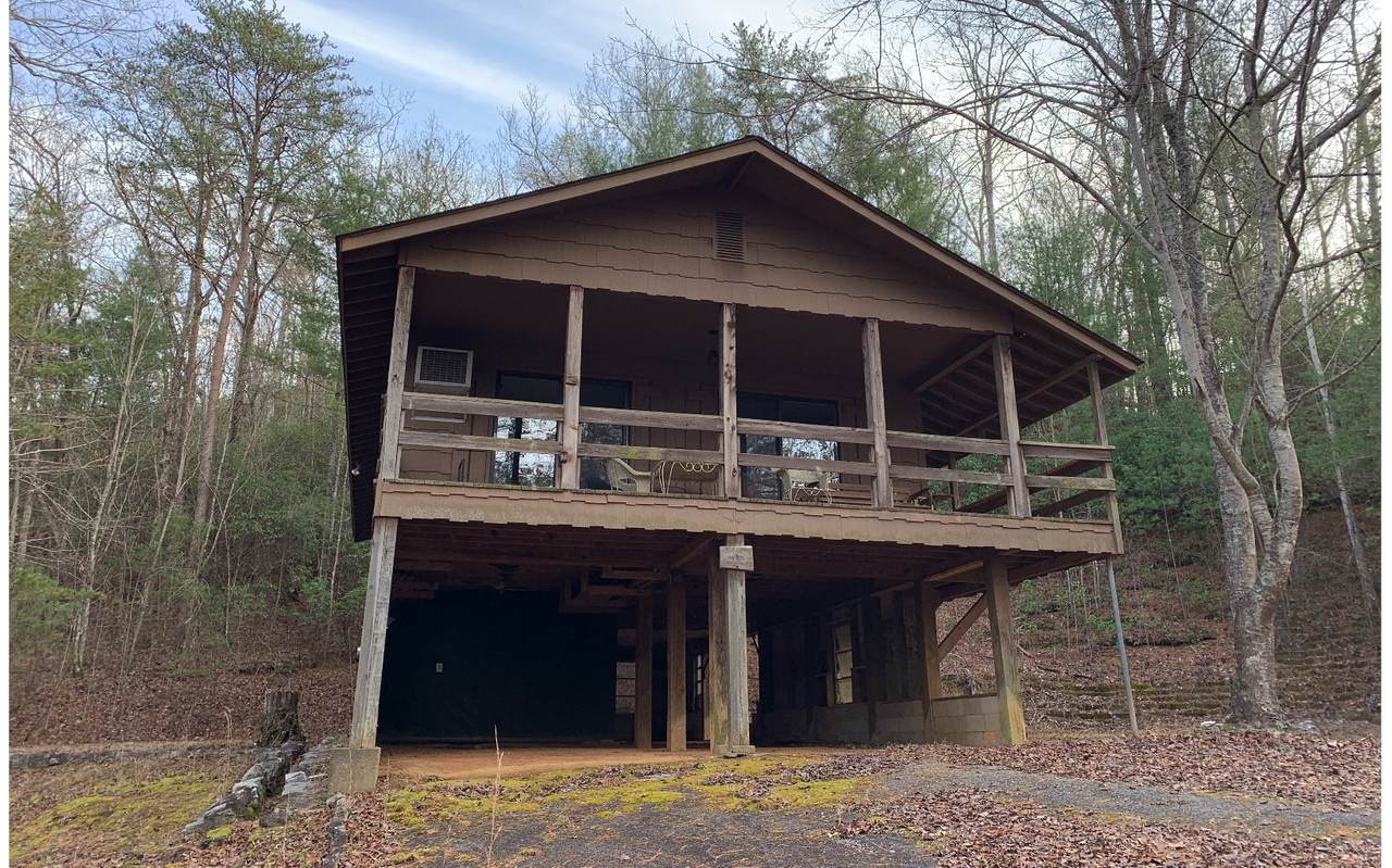 382 Beechwood Dr - Photo 1