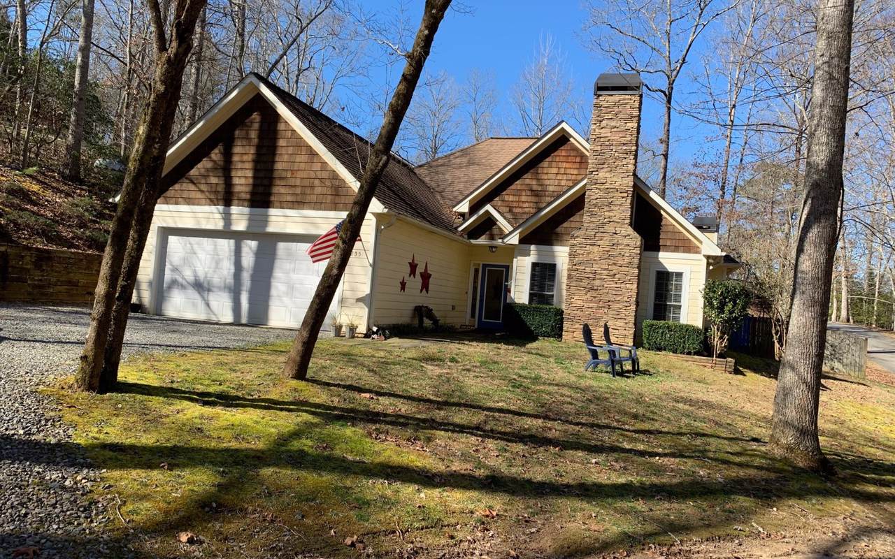 255 Piney Point - Photo 1