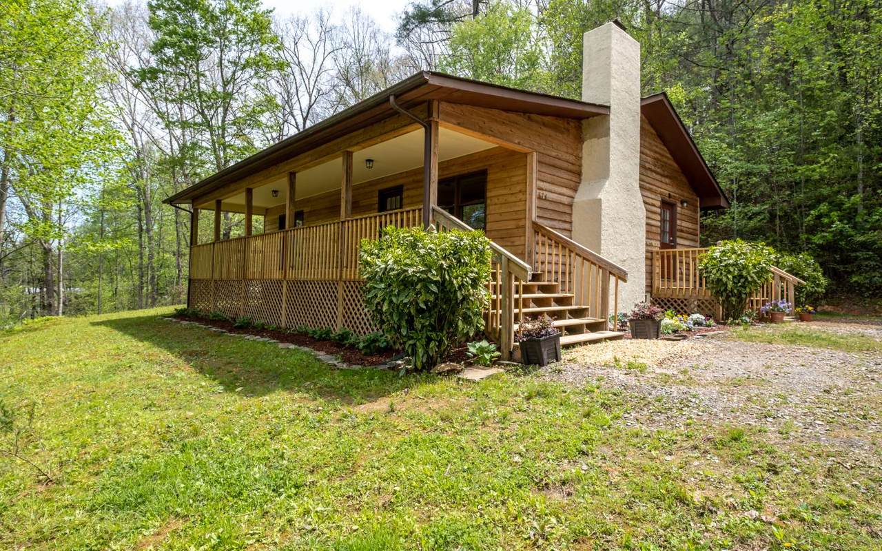 874 Pleasant Valley Rd - Photo 1