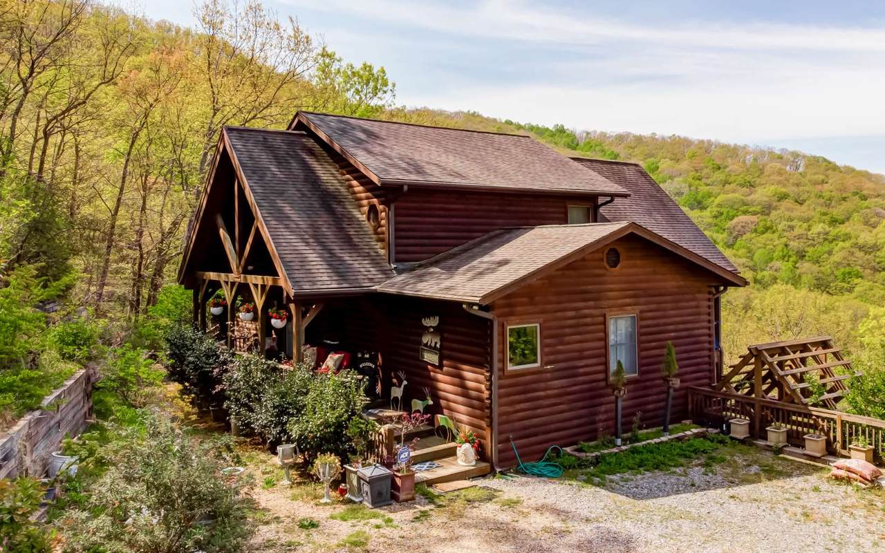 612 Monument Falls Rd - Photo 1