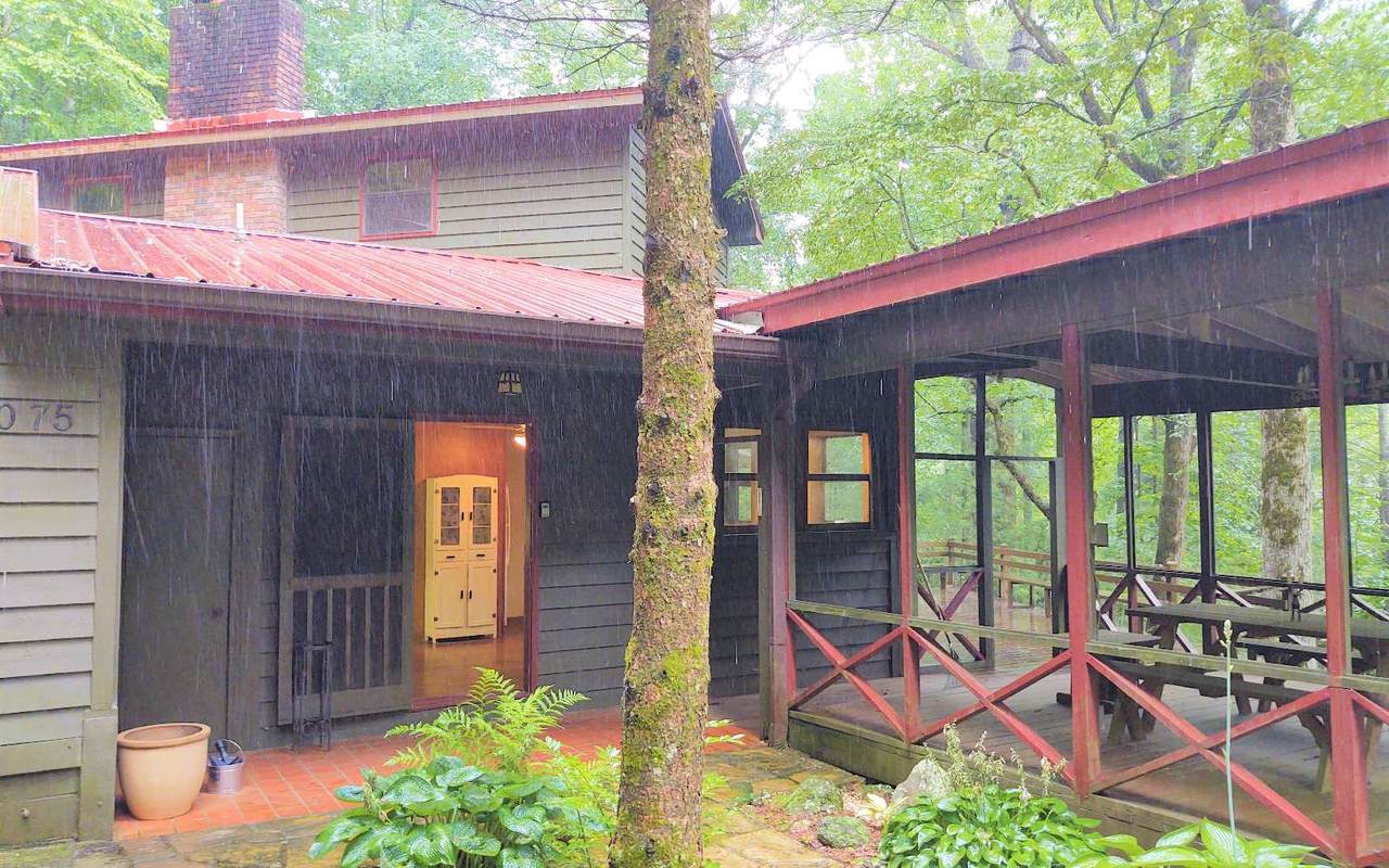 2075 Moody Hollow - Photo 1