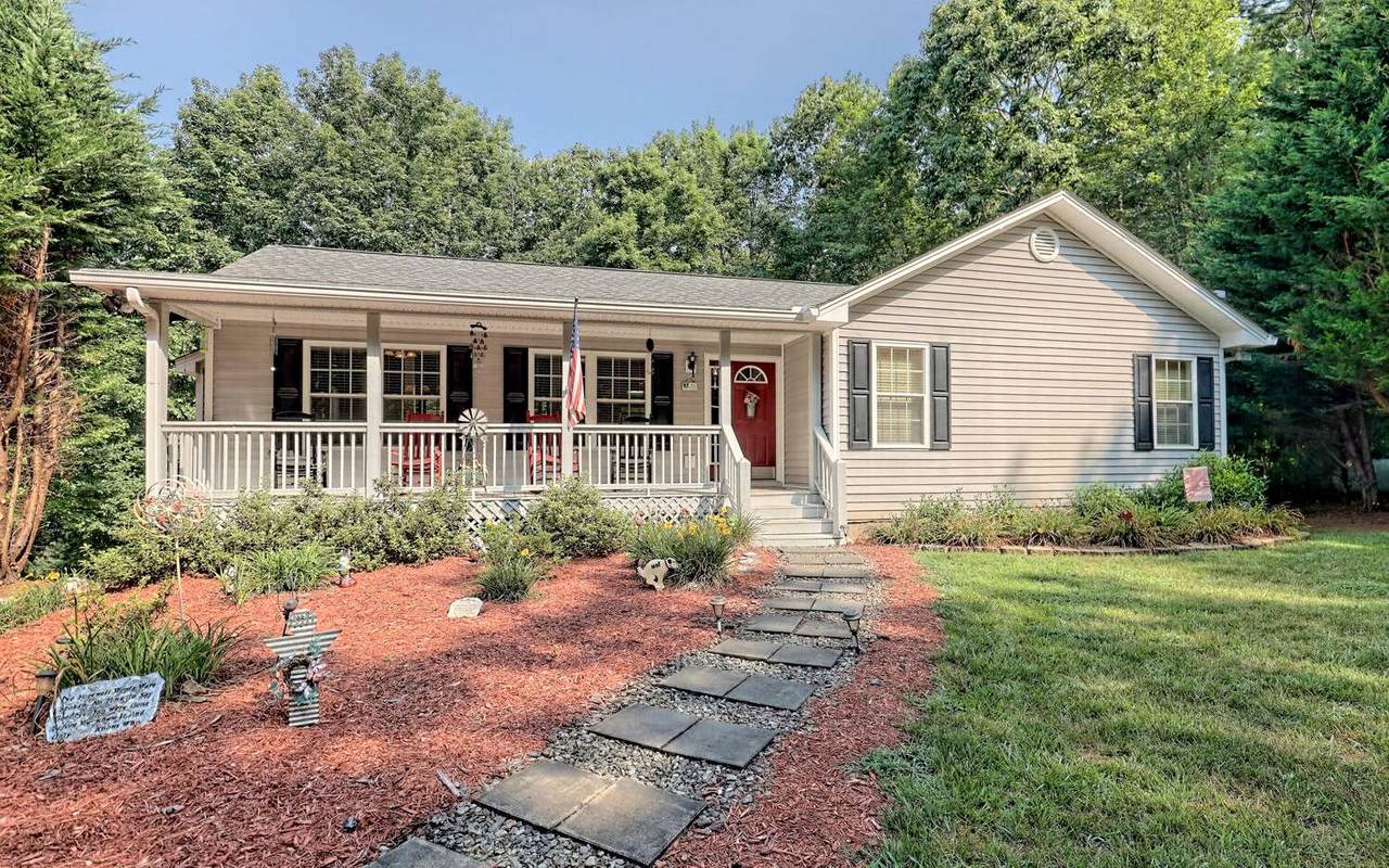 465 Ironwood Lane - Photo 1