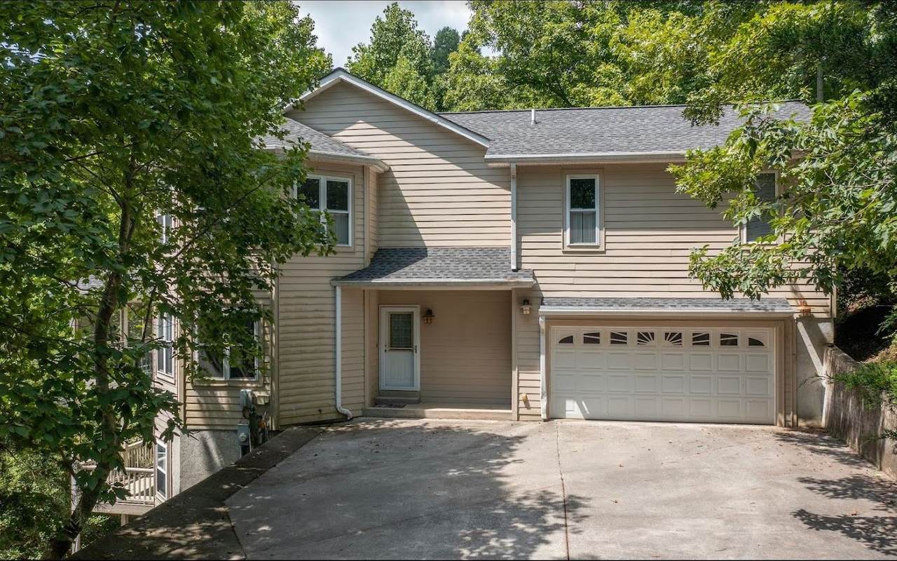 717 Smokerise Drive - Photo 1
