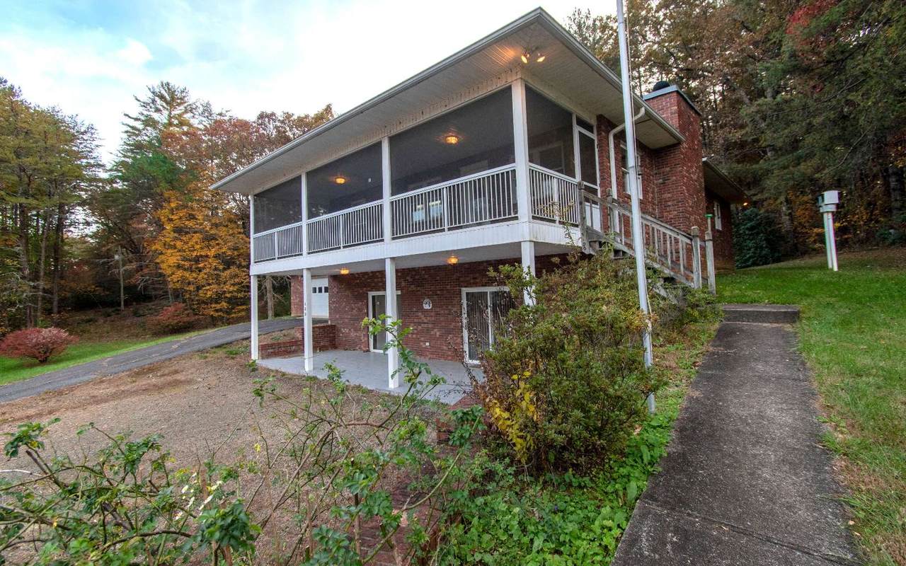 120 Easy Street - Photo 1