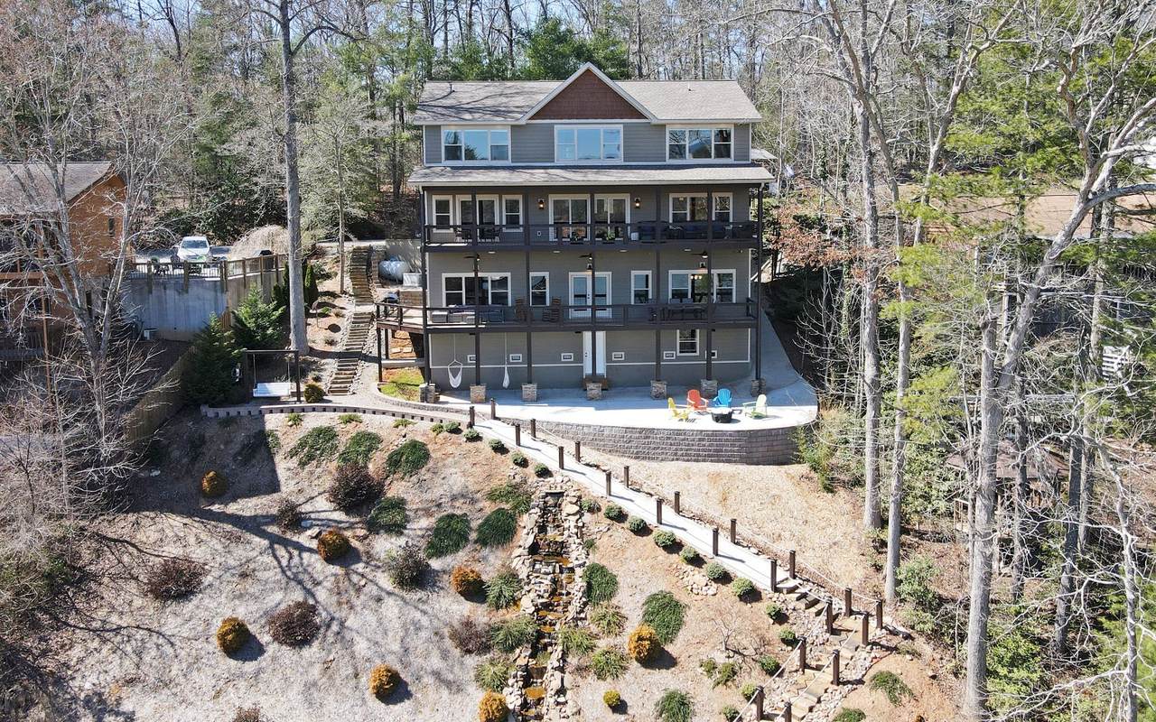 205 Mccombs Dr - Photo 1