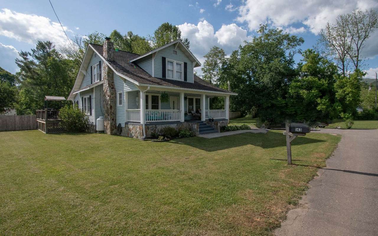 143 Brown Street - Photo 1