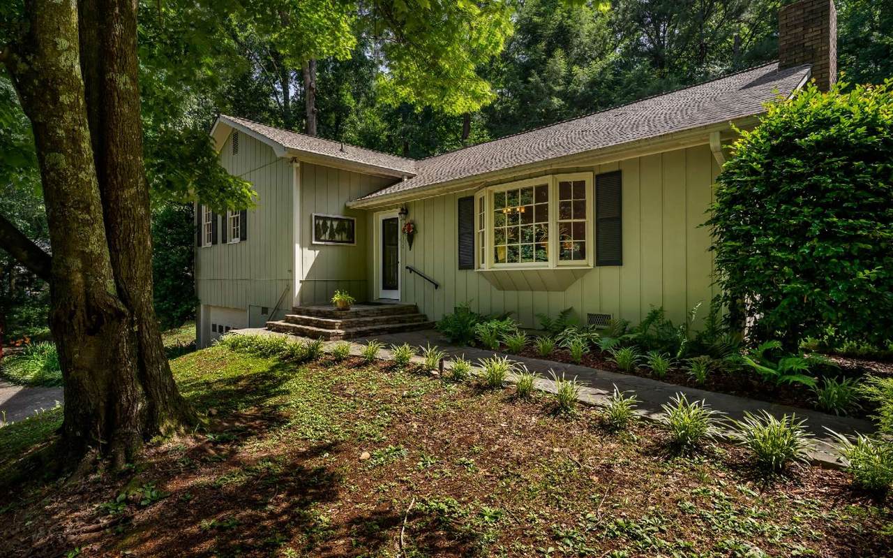 176 Parks Avenue - Photo 1