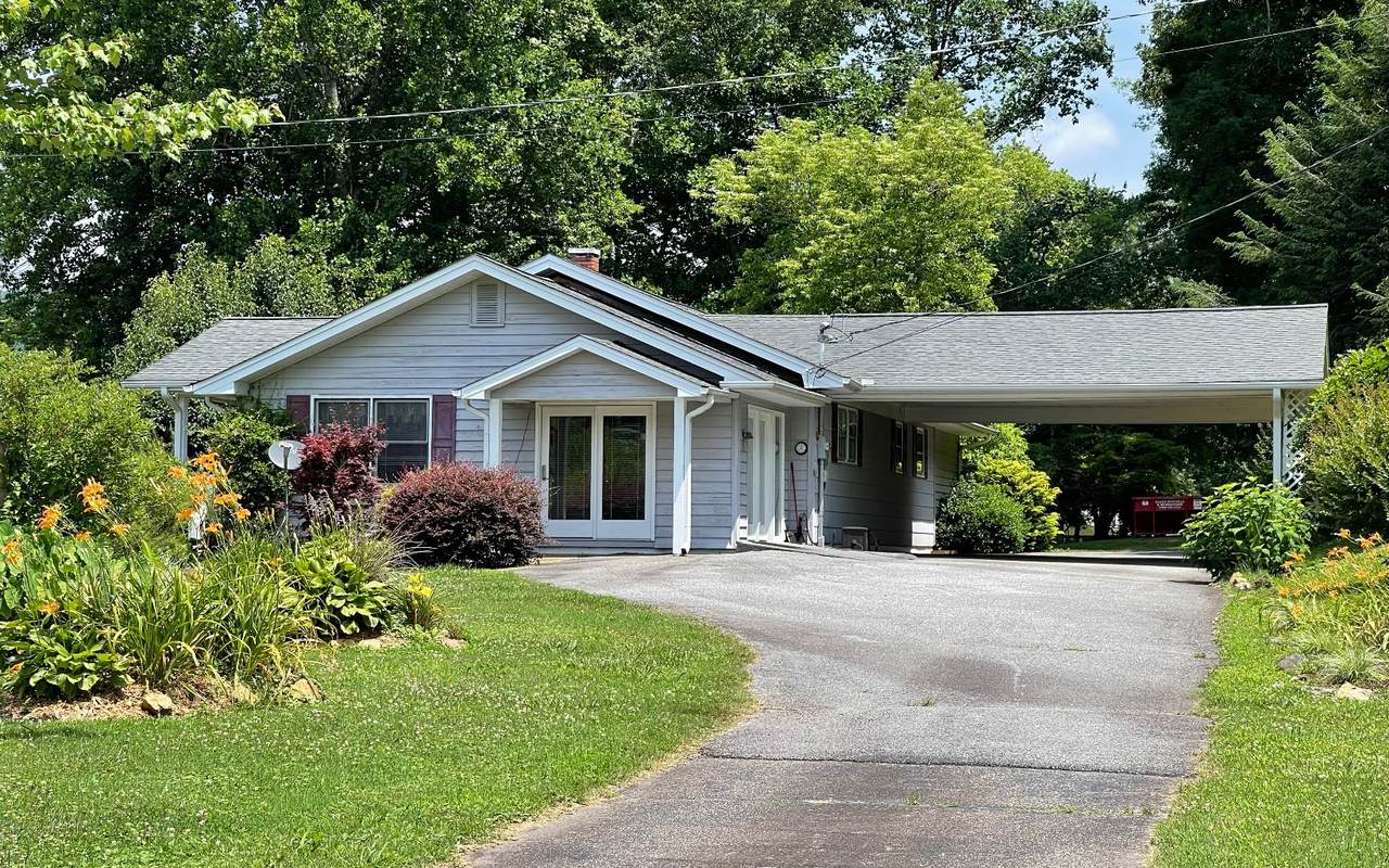 2705 Hwy 69 - Photo 1