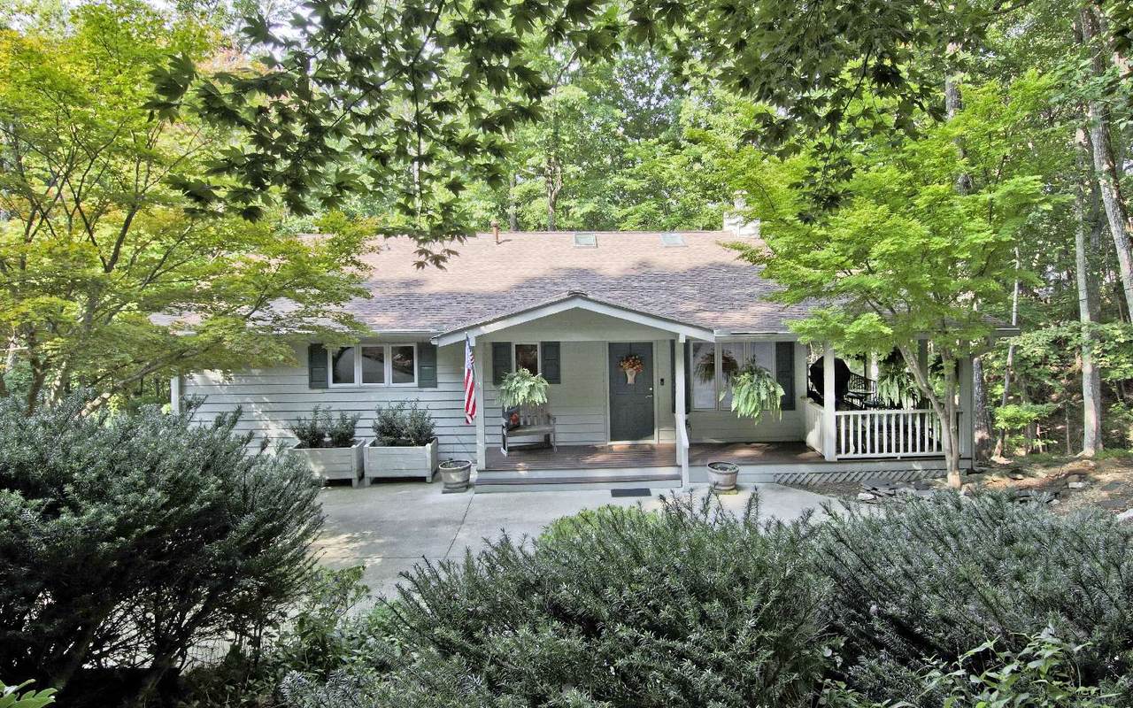 359 Fairway Drive - Photo 1