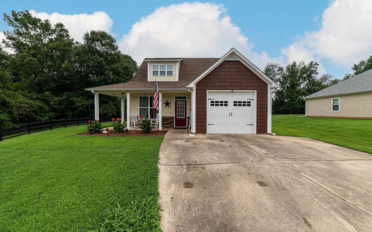 20 Blakes Lane - Photo 1
