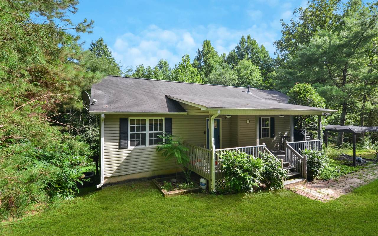 430 Wise Acres Road - Photo 1