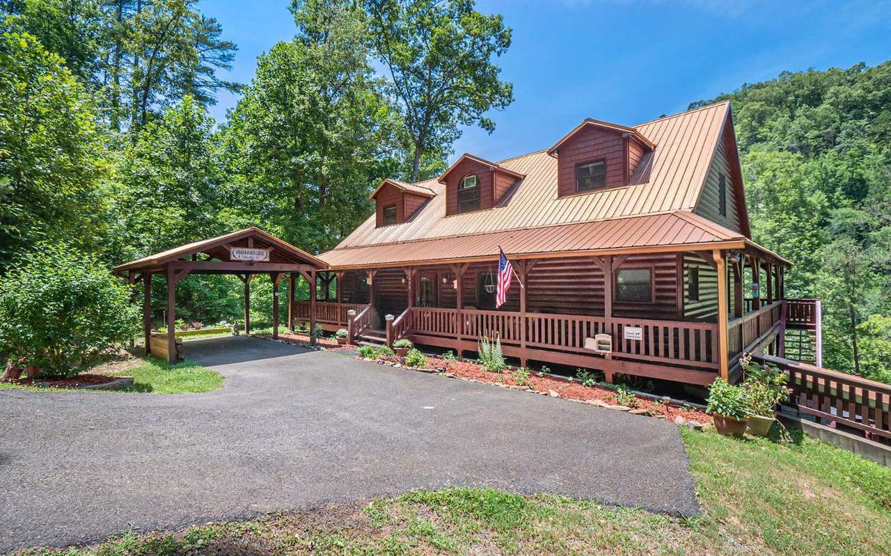 1689 Marie Drive - Photo 1
