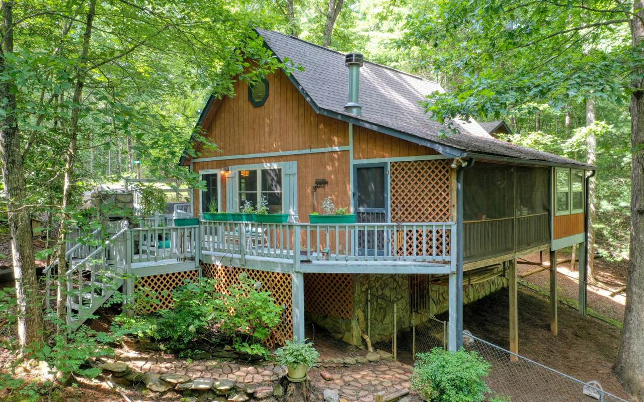 1122 Hickory Drive - Photo 1
