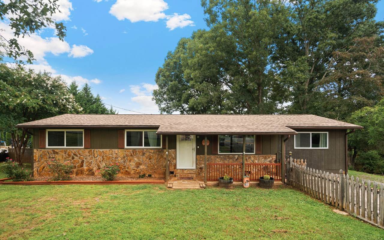 516 Hillcrest Dr - Photo 1