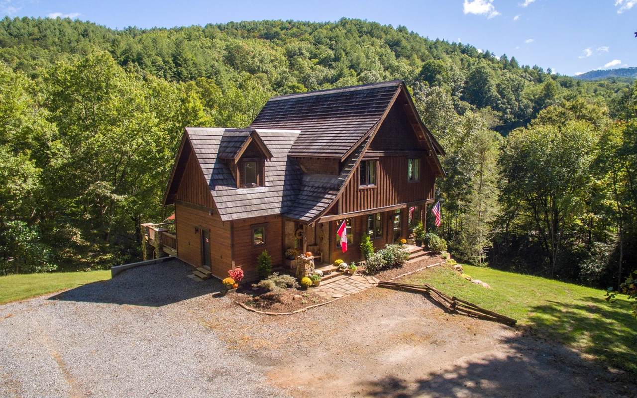 258 Bridgewater Drive - Photo 1