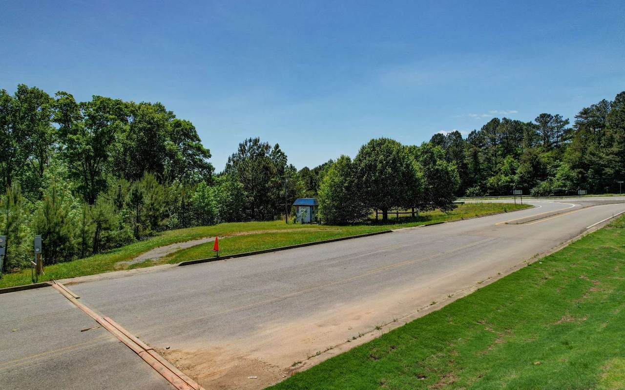 333 Highland Crossing - Photo 1