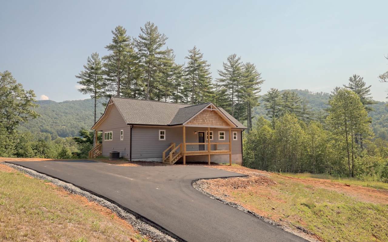 156 R. Hicks Drive - Photo 1