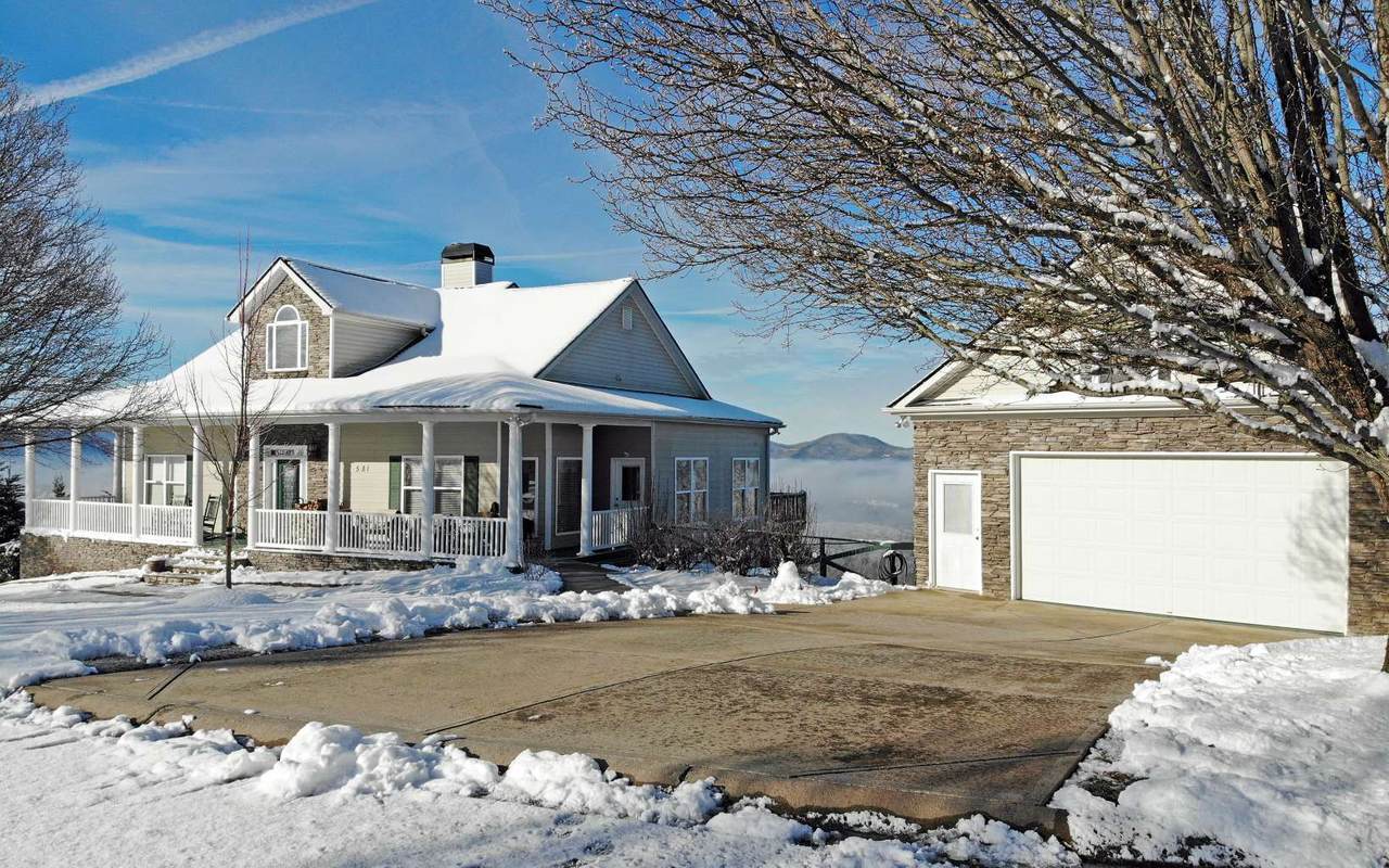 581 Summit Trace - Photo 1