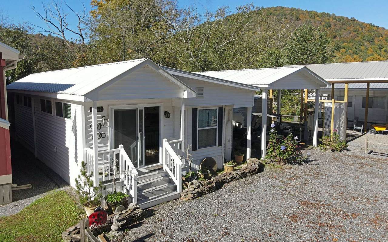 4168 Riverbank Run - Photo 1