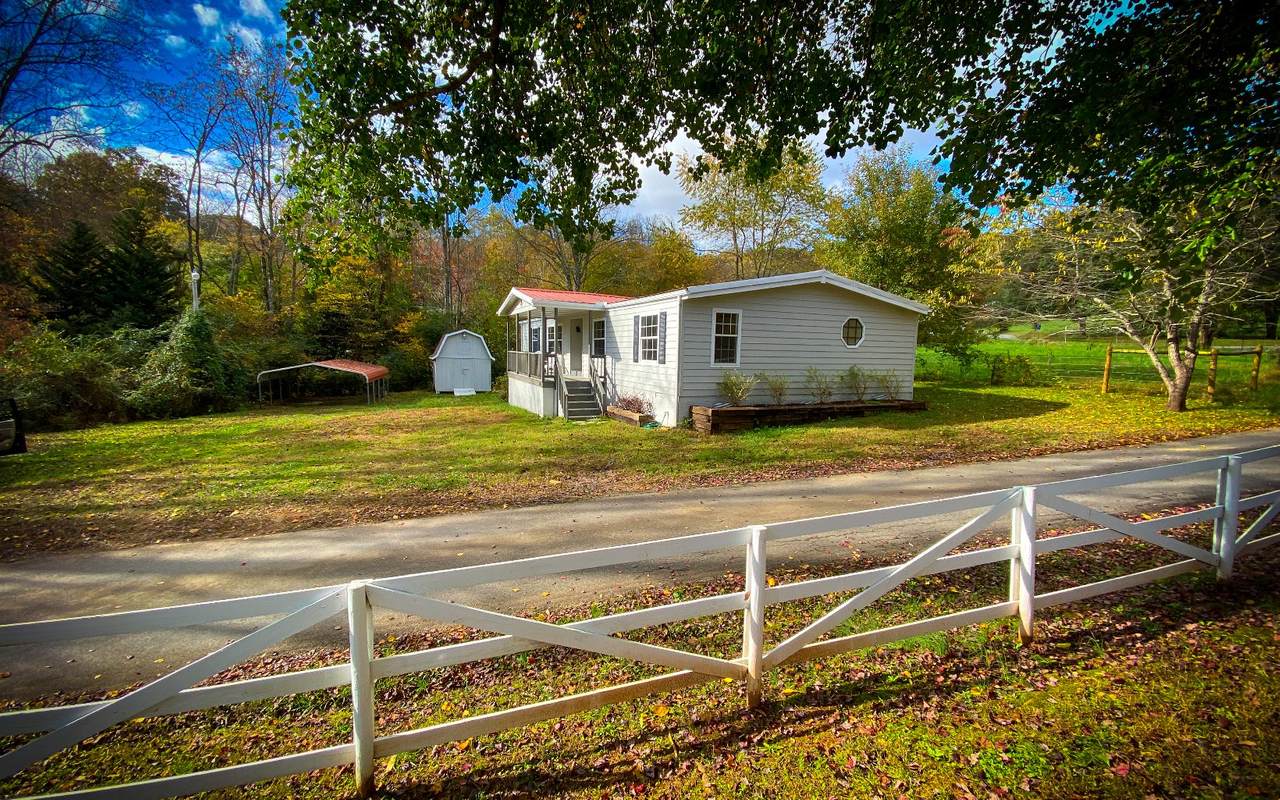 2251 Lovingood - Photo 1