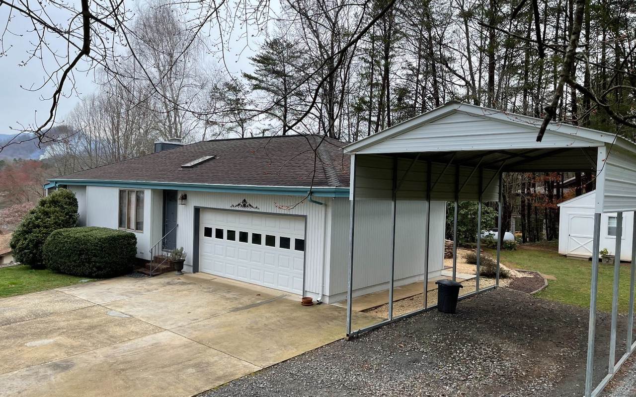 284 Licklog Court - Photo 1