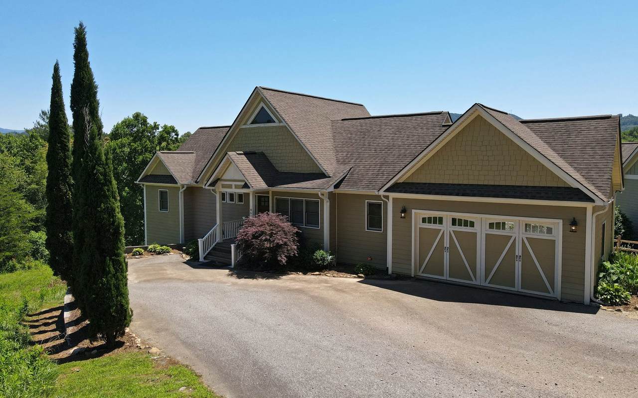 861 Ginger Lane - Photo 1