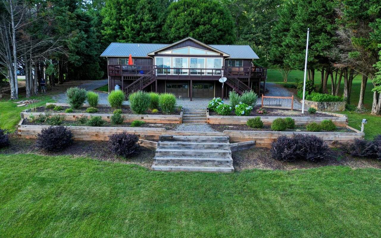 2152 Mockingbird Lane - Photo 1