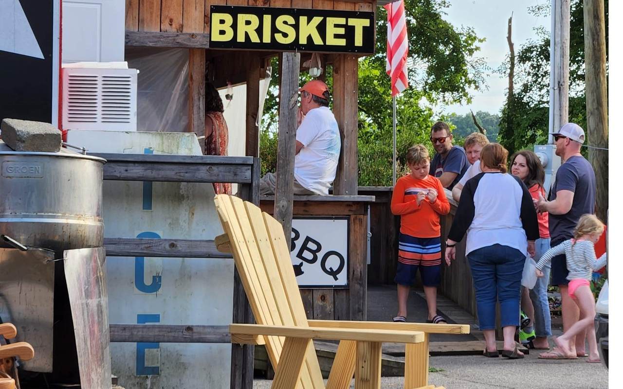Hwy 325 Papawã¢Â‚¬Â„¢S Bbq - Photo 1