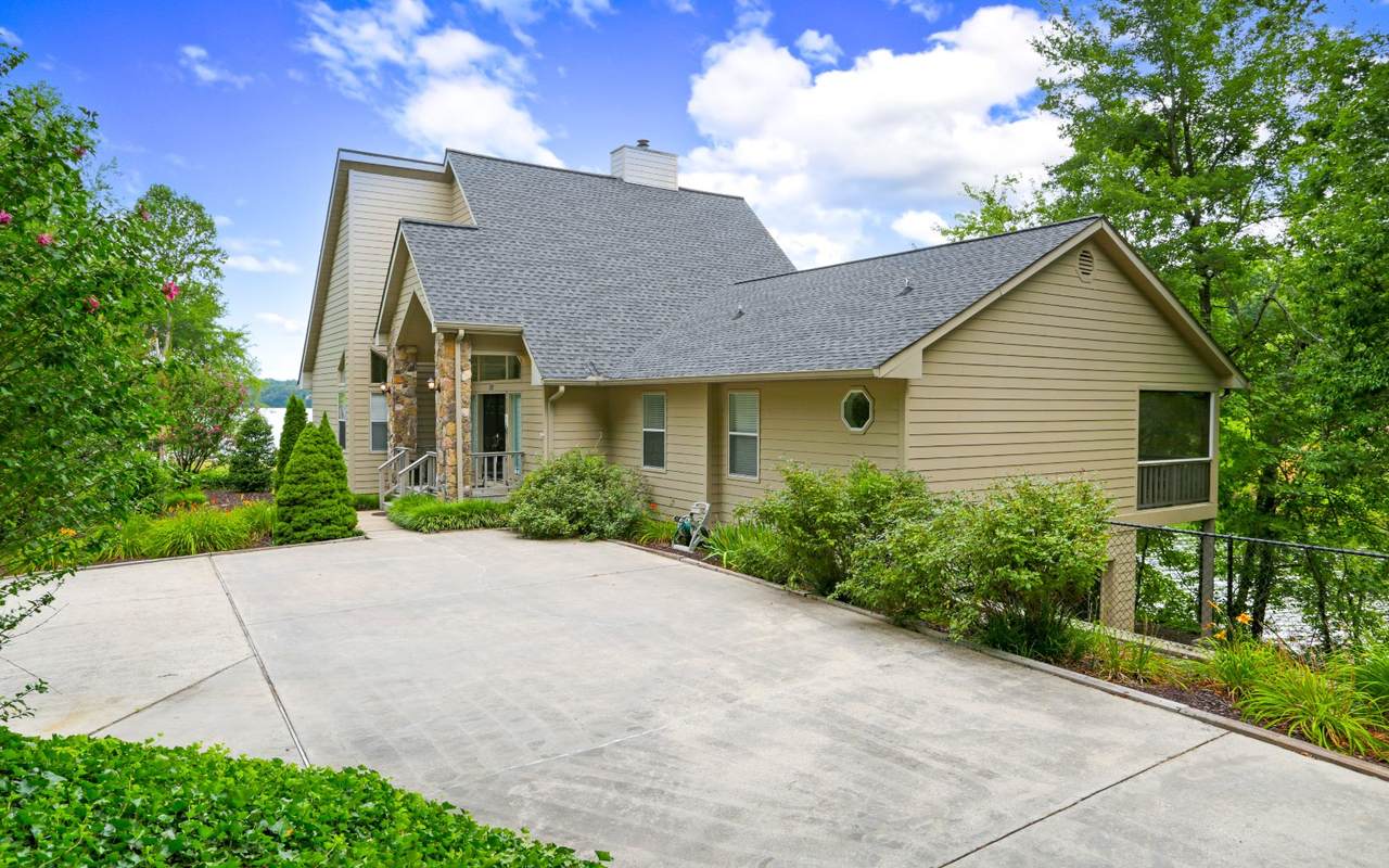 2530 Lakefront Point - Photo 1