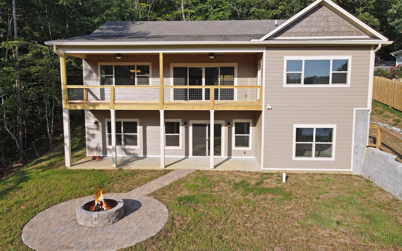 210 Twin Brook Dr - Photo 1