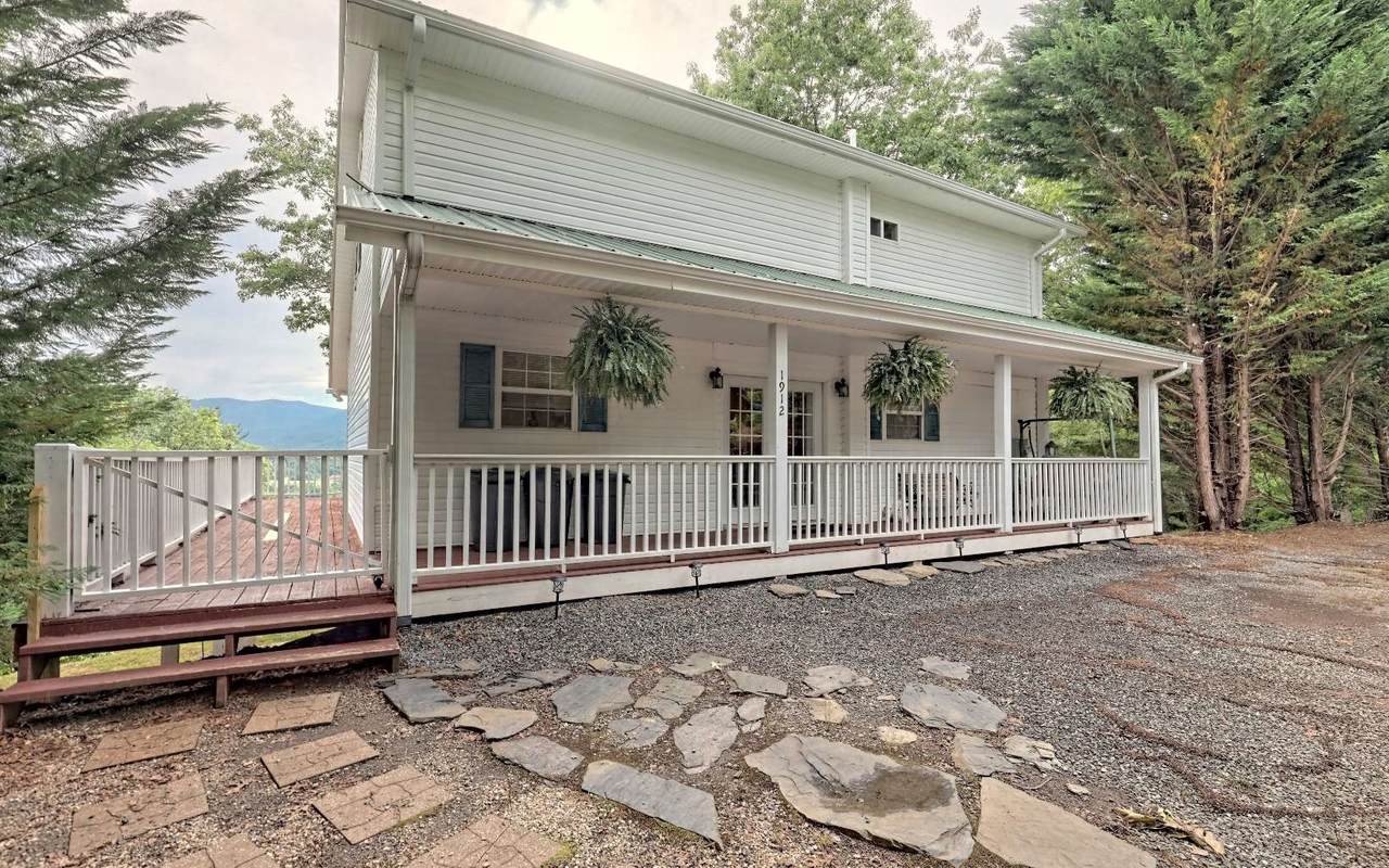 1912 Bearmeat Village Dr - Photo 1