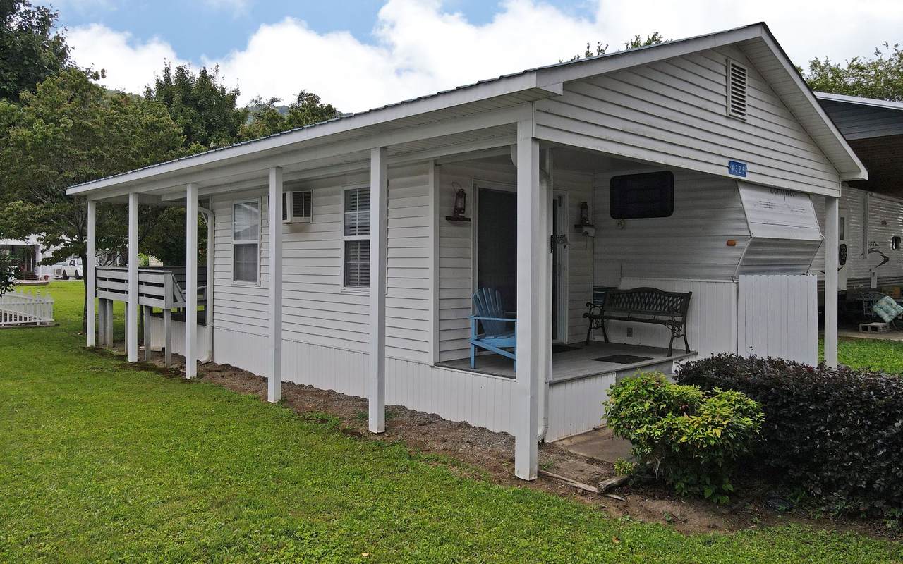 4325 Riverbank Run - Photo 1