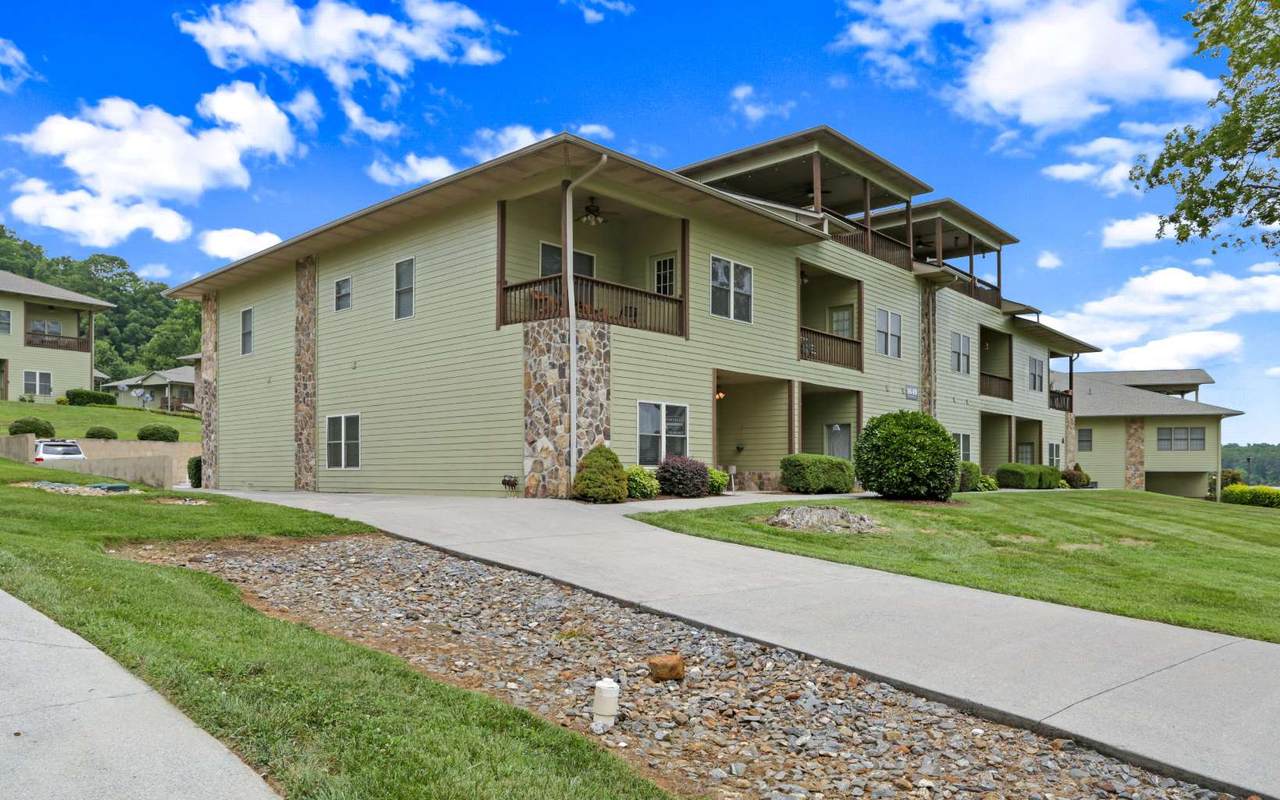 1649D Lakeview Drive - Photo 1
