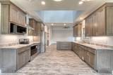 98 Brett Way - Photo 15
