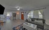 810 Grassy Creek Road - Photo 3